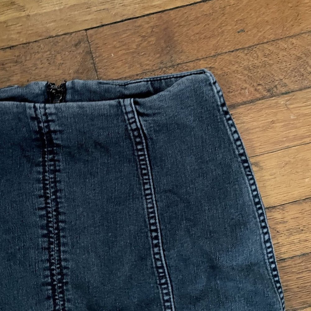 Free People jean miniskirt classic casual style cotton rayon comfortable summer - Picture 2 of 5
